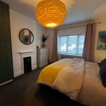 Warm And Cosy City Centre Home Near Train Station Chichester Eksteriør bilde