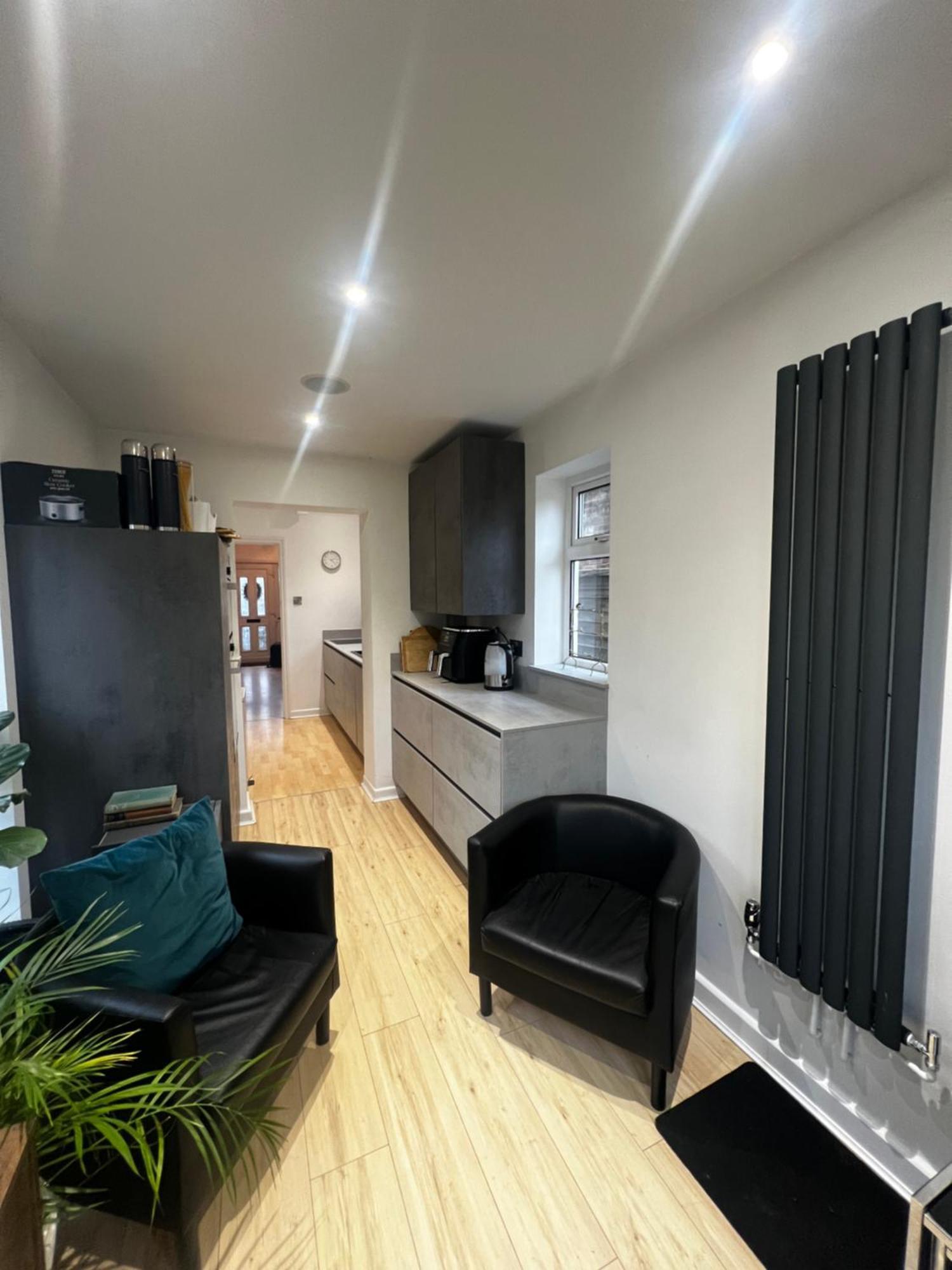 Warm And Cosy City Centre Home Near Train Station Chichester Eksteriør bilde