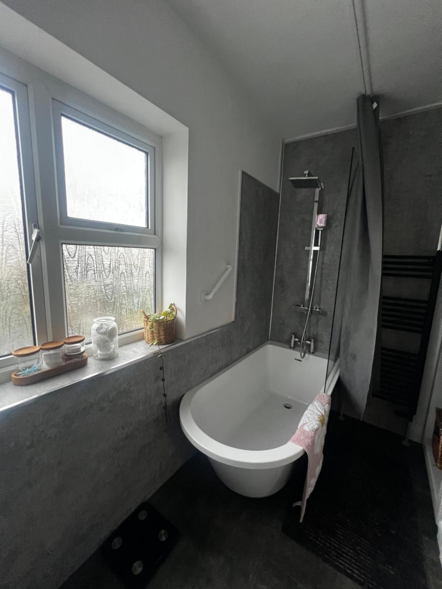 Warm And Cosy City Centre Home Near Train Station Chichester Eksteriør bilde